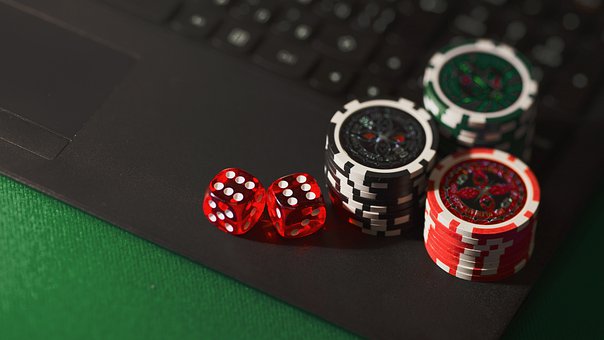 advantages of online gambling